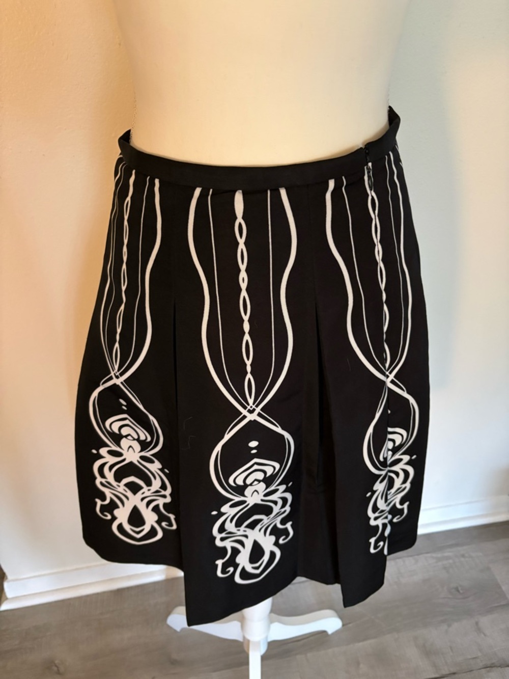 Worthington Black Skirt with White Graphic Swirl Pattern